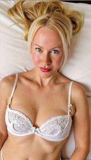 Blondehexe90 profile