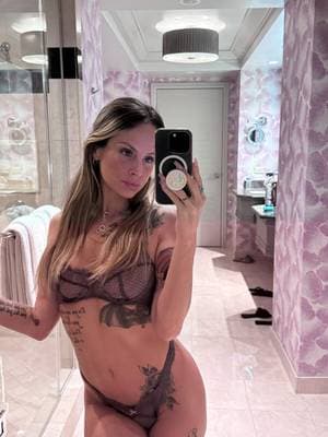 Bronwynnrosee profile