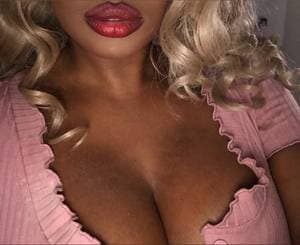 bunny⌒ ✩ . ° profile