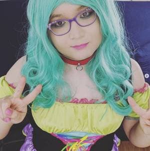 Bzzitsaprilbee profile