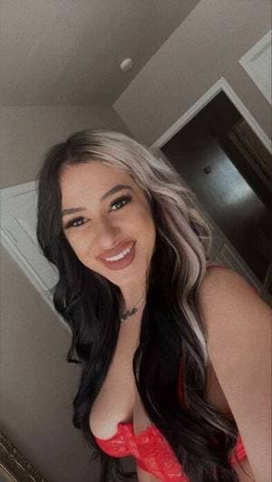 Callmemaciemav profile