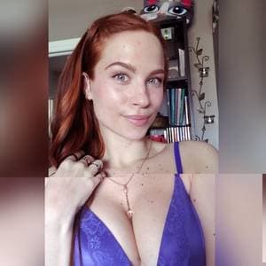 Claracosmiafree profile