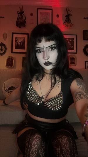 𝓜𝓪𝓻𝔂 𝓠𝓽🥧🌈✨ profile