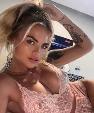 Goddessizobella✨ profile