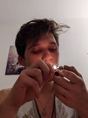 Housewifeboytoy profile