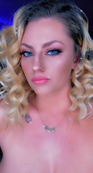 Iluvjpleslie profile