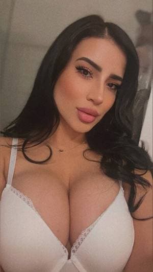 Karlarenataaax profile