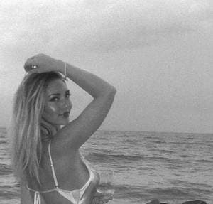 Keepingupwithkz profile