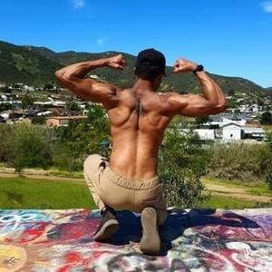 Lastmanonvenus profile