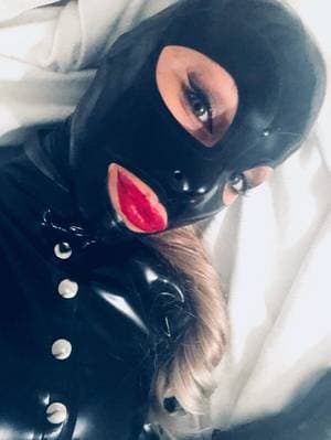 Latexmistress profile