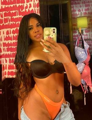 Lauraiskindadangerous profile