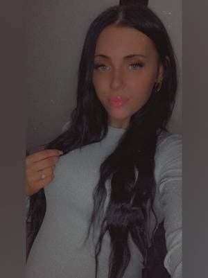 Monicaniven23 profile