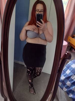 Petitepantyhose profile