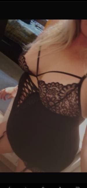 Plumcrazyhotwife profile