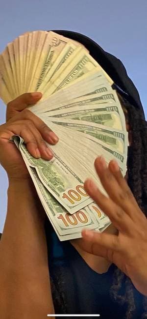 Quietlysmoking 😶‍🌫️ profile