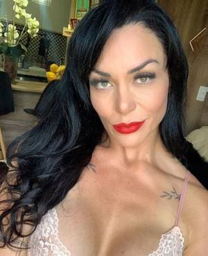 Rhenataschmidt profile