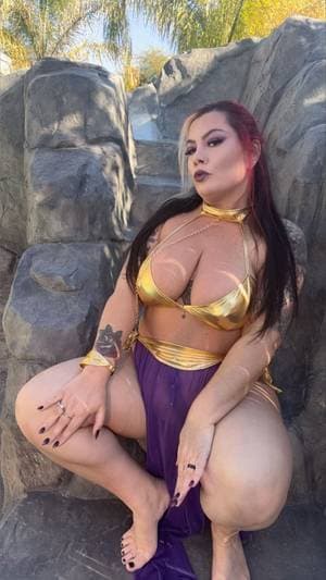 Sharedwife90🍍- AVN Nominated profile