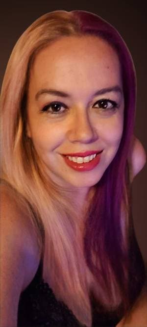 Queen of the Hill profile