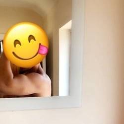 Thicktannedhandsome profile