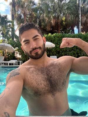 Loc Rios😈 profile