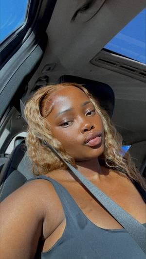 Vendamelanin profile