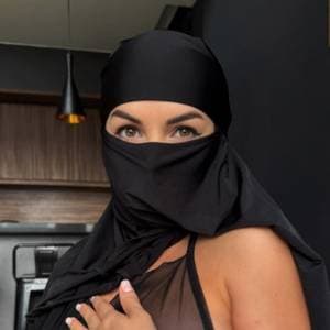 Gala Black 🖤 profile